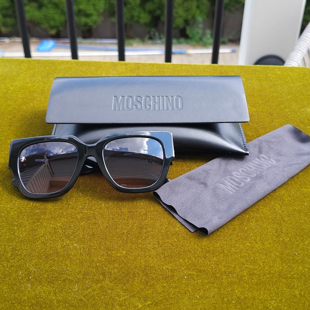 Moschino MOS153/S Black Pearl Medallion Square Sunglasses NEW - Picture 9 of 9